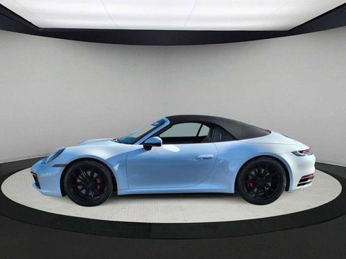 Used 2020 Porsche 911 Carrera S image 5