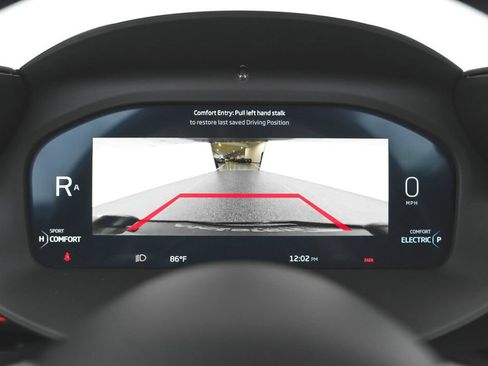 Used 2025 McLaren Artura Spider RWD image 14