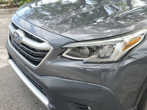 Used 2020 Subaru Outback Limited AWD/4WD image 10