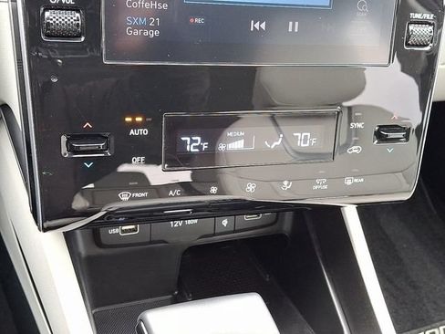 Used 2022 Hyundai Tucson SEL w/ Convenience + Premium Package AWD/4WD image 16