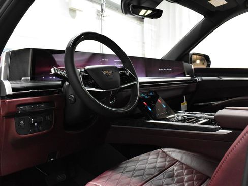 New 2025 Cadillac Escalade Premium Luxury w/ LPO, Floor Liner Package image 6