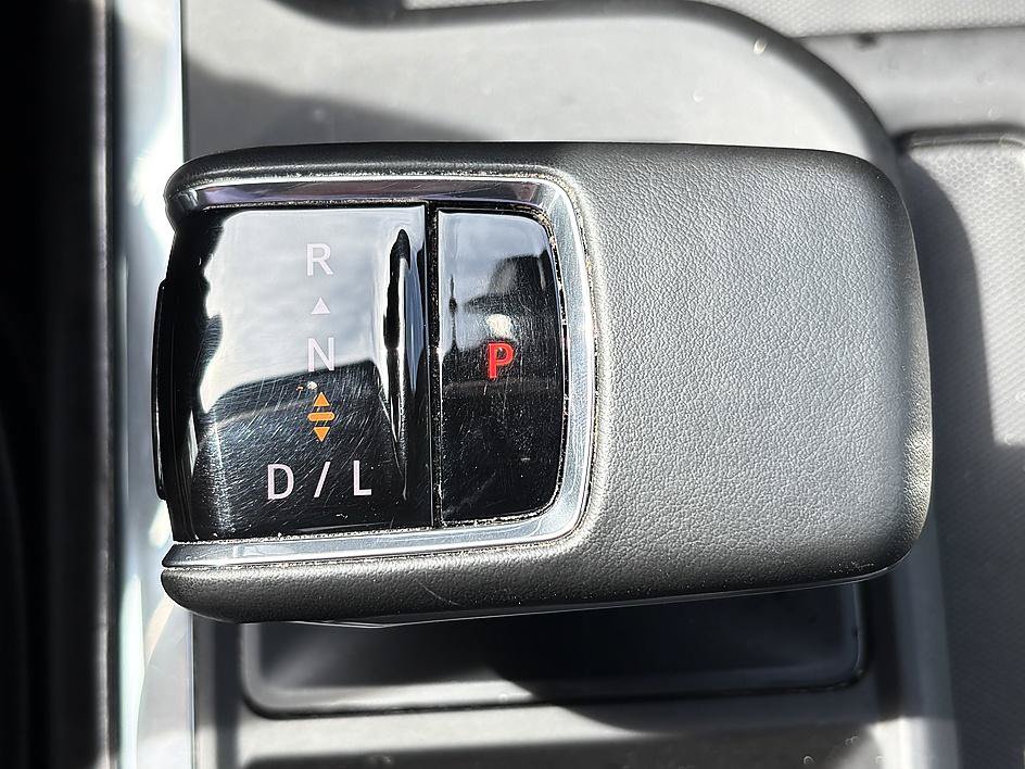 Used 2025 Chevrolet Silverado 1500 LTZ w/ LTZ Premium Package AWD/4WD image 23