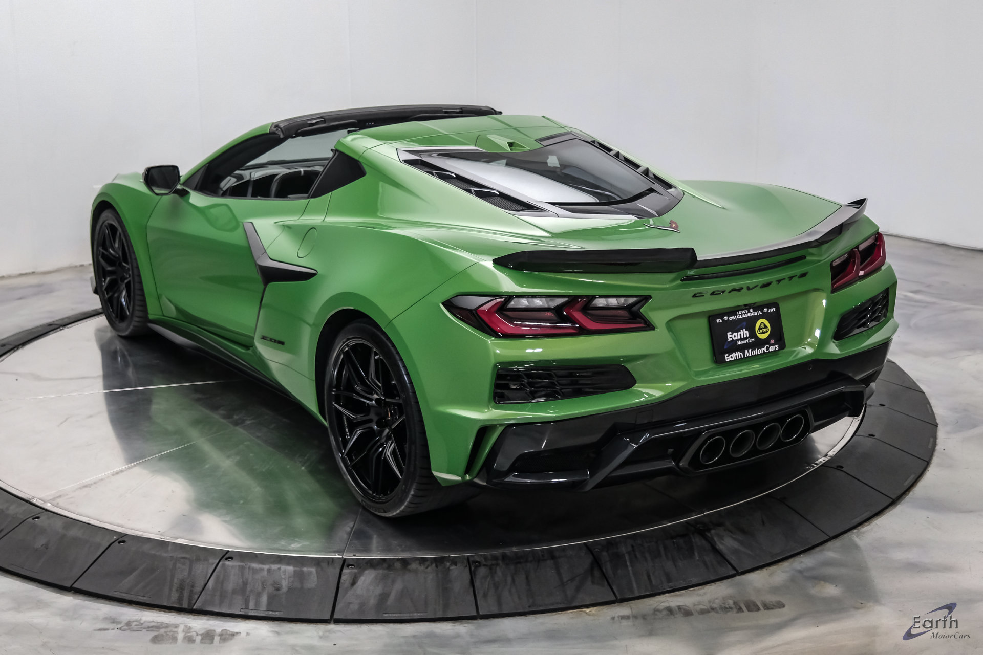 Used 2026 Chevrolet Corvette Z06 RWD image 15