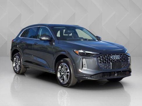 New 2026 Audi Q5 Premium image 8