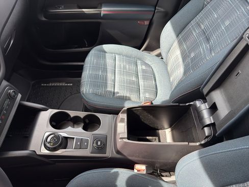 New 2025 Ford Bronco Sport Heritage w/ Convenience Package image 26