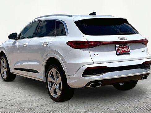 Used 2025 Audi Q5 Premium Plus w/ Premium Plus AWD/4WD image 12