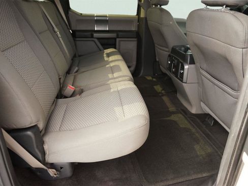 Used 2016 Ford F150 XLT w/ Equipment Group 302A Luxury AWD/4WD image 15