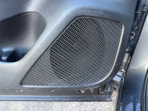 Used 2024 Mitsubishi Outlander SE image 13