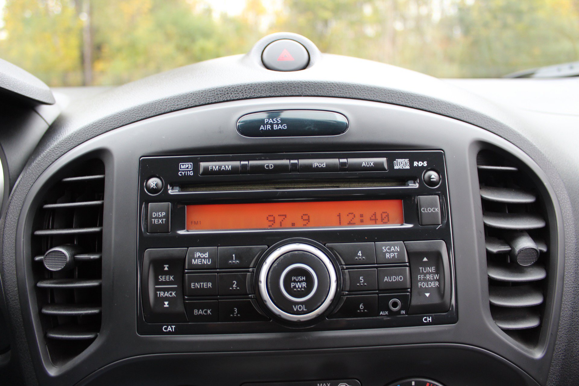Used 2012 Nissan Juke S AWD/4WD image 26