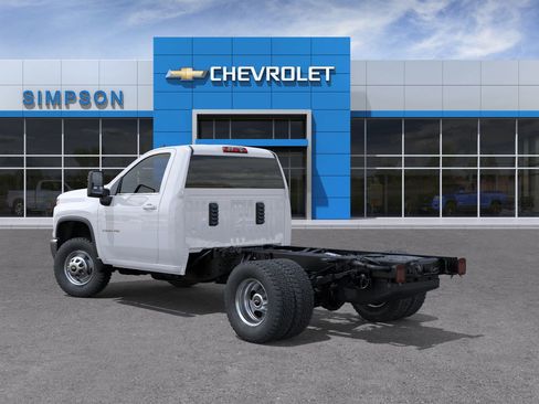 New 2026 Chevrolet Silverado 3500 W/T image 3