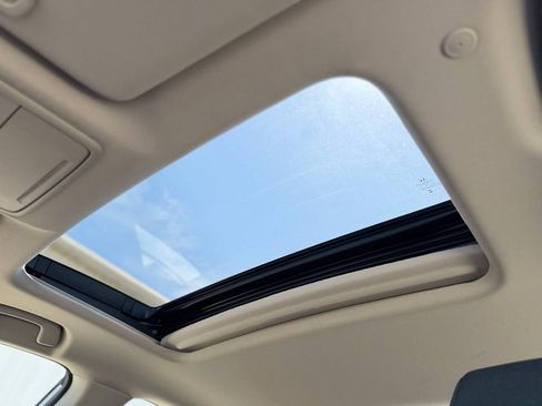 Used 2023 Honda Accord EX image 28