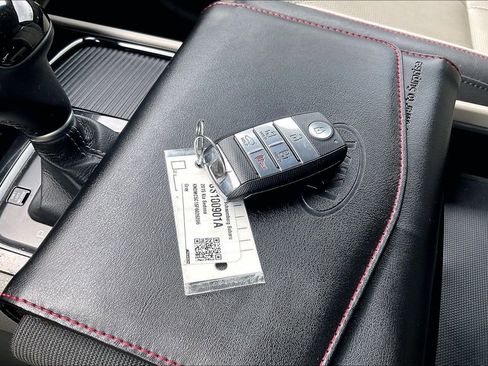 Used 2015 Kia Sedona EX FWD image 14