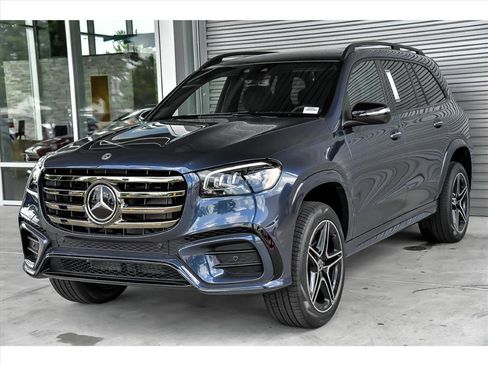 Certified 2025 Mercedes-Benz GLS 450 4MATIC image 3