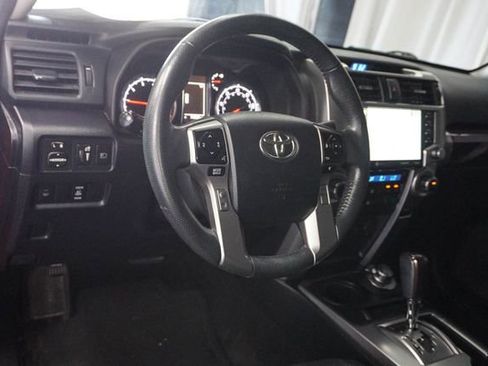 Used 2021 Toyota 4Runner Limited AWD/4WD image 5