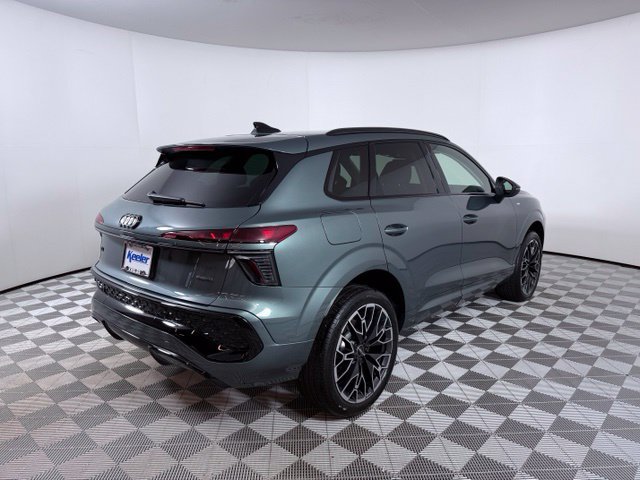 Certified 2026 Audi Q3 quattro 2.0T AWD/4WD image 8