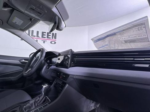 New 2026 Volkswagen Jetta SE image 28
