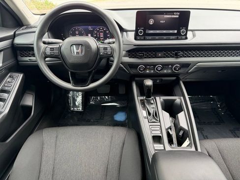Used 2025 Honda Accord LX image 14