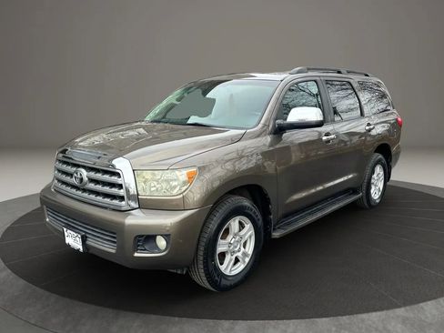 Used 2008 Toyota Sequoia Limited image 9