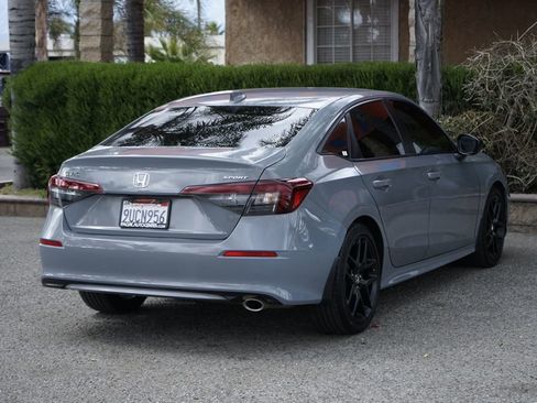 Used 2025 Honda Civic Sport image 9
