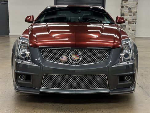 Used 2012 Cadillac CTS V RWD image 2
