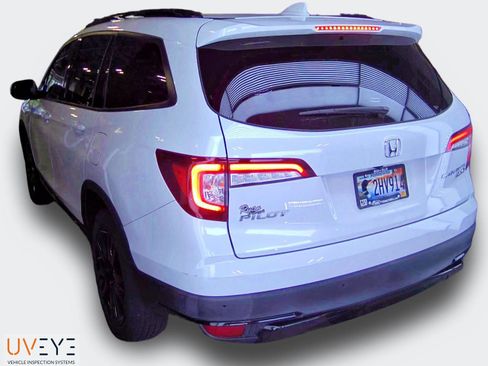 Used 2021 Honda Pilot Black Edition image 13