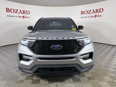 Used 2023 Ford Explorer ST w/ Equipment Group 401A AWD/4WD image 2