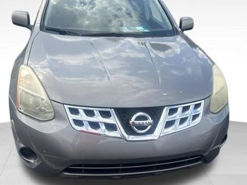 Used 2013 Nissan Rogue SV FWD image 3