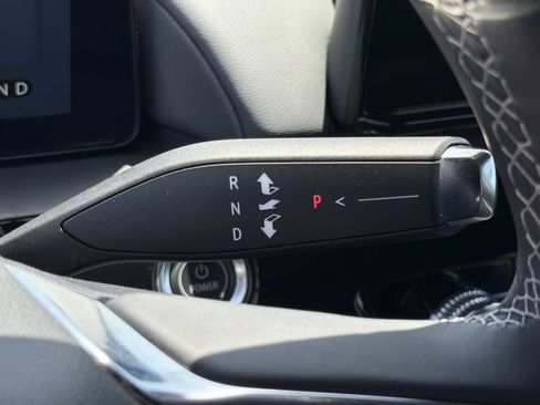 Used 2024 Honda Prologue Touring image 11