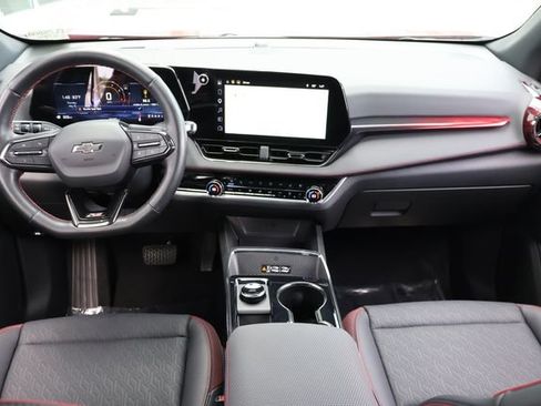 Used 2025 Chevrolet Equinox RS w/ Convenience Package III FWD image 16
