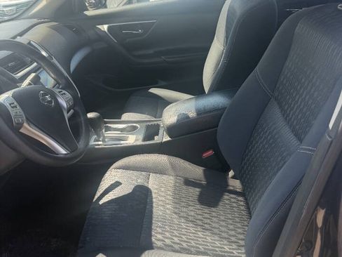 Used 2018 Nissan Altima 2.5 S w/ S Convenience Package FWD image 3