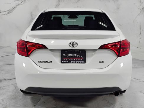 Used 2019 Toyota Corolla SE FWD image 9