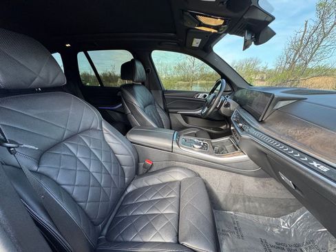 Used 2024 BMW X5 xDrive40i w/ Premium Package image 30