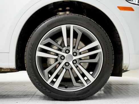 Used 2020 Audi Q5 e Premium Plus w/ Premium Plus Package image 27