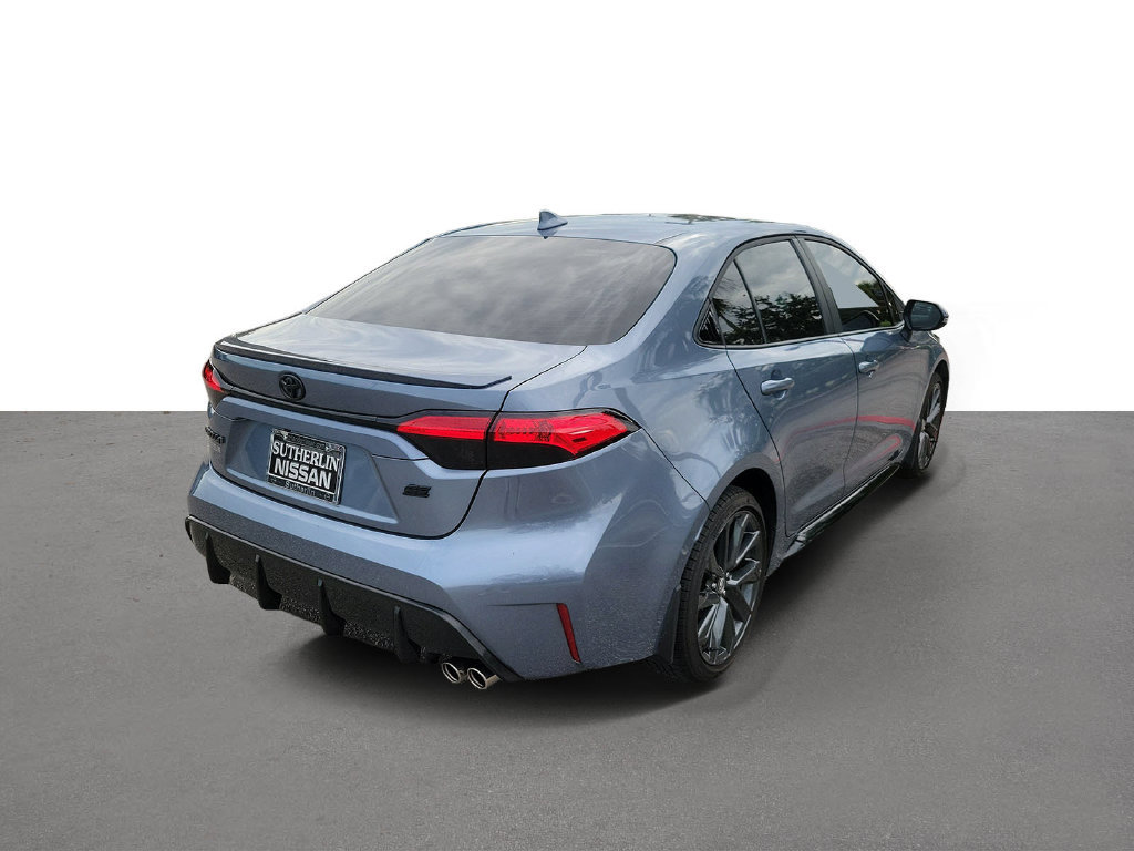 Used 2026 Toyota Corolla SE FWD image 3