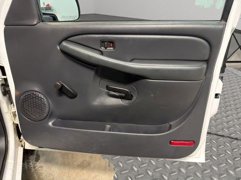 Used 2000 Chevrolet Silverado 1500 4x4 Extended Cab w/ Firm Ride Suspension Pkg image 19