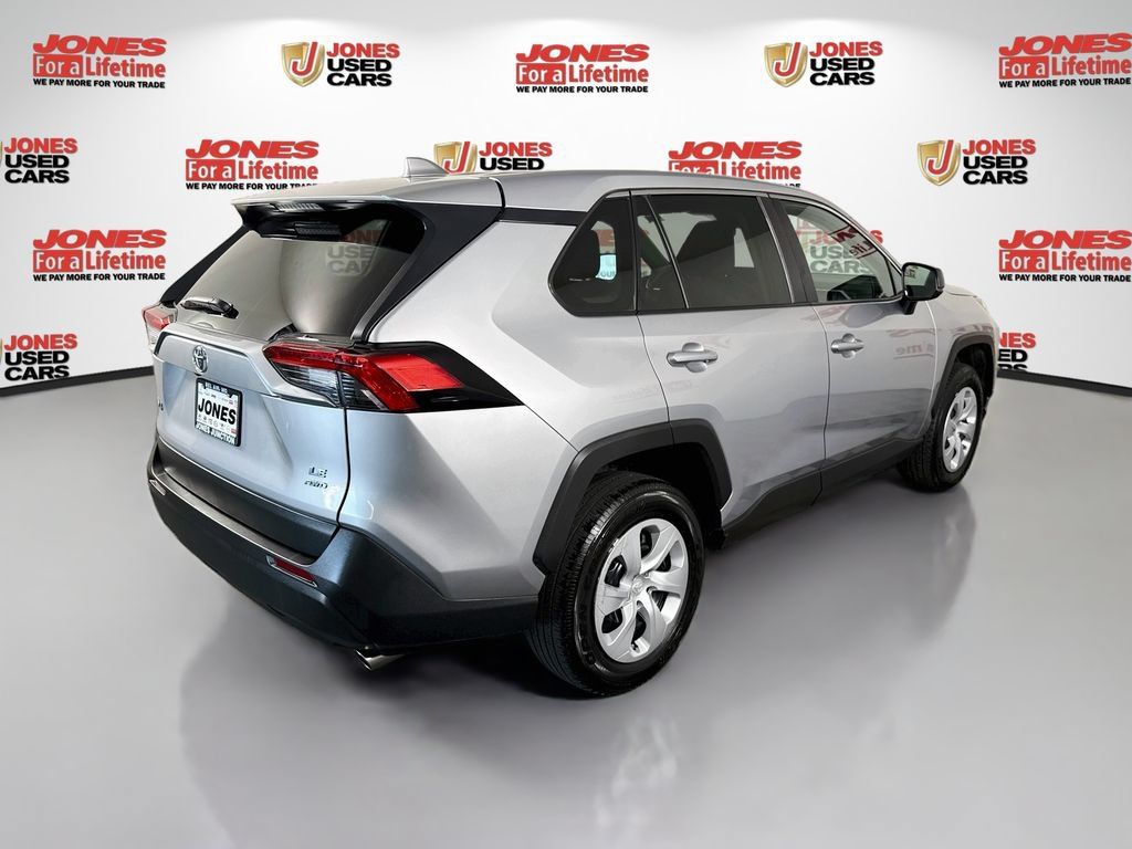 Certified 2025 Toyota RAV4 LE AWD/4WD image 16