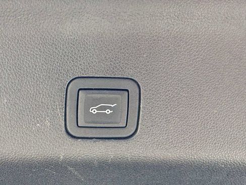 Used 2024 Cadillac Escalade ESV Sport AWD/4WD image 19