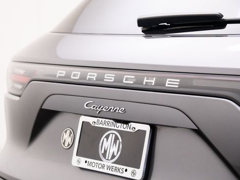 Certified 2023 Porsche Cayenne image 34