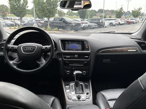 Used 2016 Audi Q5 2.0T Premium Plus w/ Technology Package AWD/4WD image 29