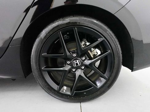 Used 2025 Honda Civic Sport image 9