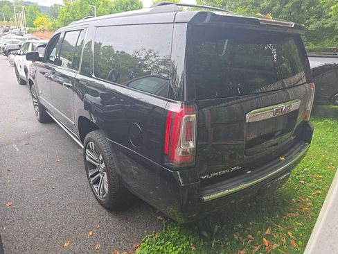 Used 2018 GMC Yukon XL Denali w/ Denali Ultimate Package AWD/4WD image 2