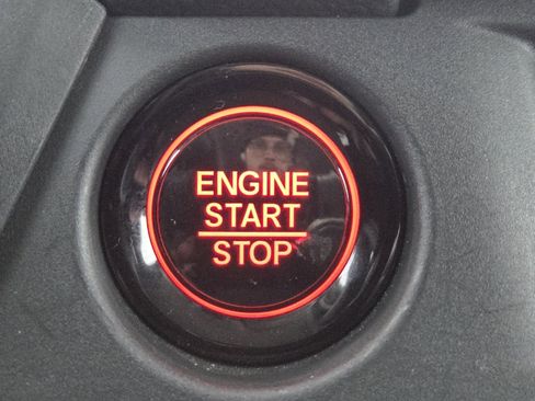 Used 2023 Honda Pilot EX-L image 33