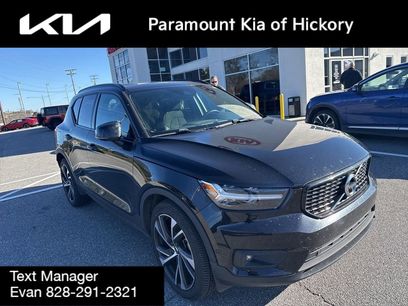Used 2021 Volvo XC40 T5 R-Design w/ Advanced Package