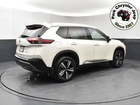 Used 2023 Nissan Rogue SL w/ SL Premium Package AWD/4WD image 6