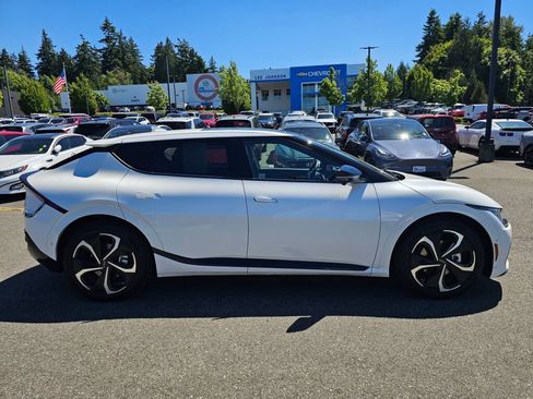 Certified 2024 Kia EV6 GT-Line AWD/4WD image 4