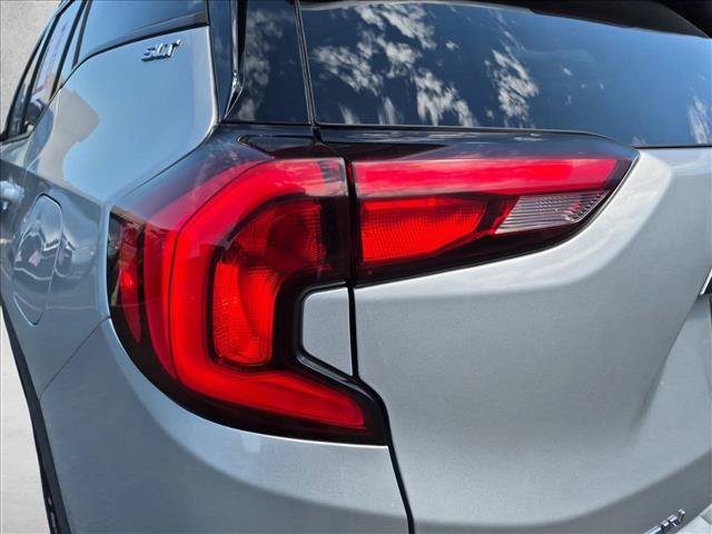Used 2020 GMC Terrain SLT AWD/4WD image 25