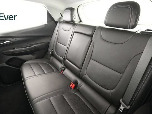 Used 2023 Chevrolet Bolt LT w/ Infotainment Package FWD image 24