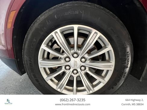 Used 2017 Cadillac XT5 Luxury w/ Driver Awareness Package FWD image 9