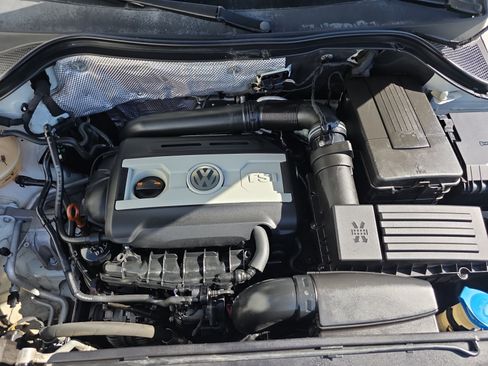 Used 2012 Volkswagen Tiguan S AWD/4WD image 30