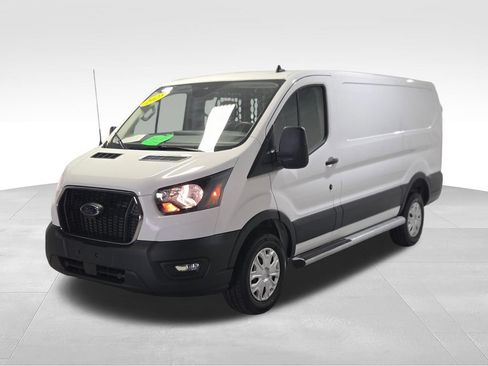 Used 2025 Ford Transit 250 Low Roof w/ Exterior Upgrade Package RWD image 16